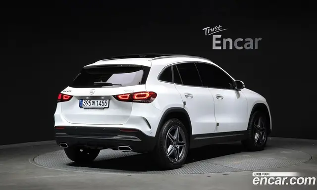 Mercedes-Benz GLA-Class 2023 2.0 АКПП, миниатюра 2