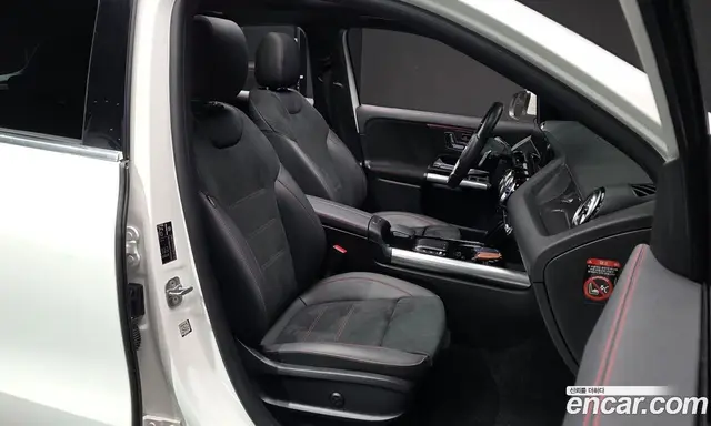 Mercedes-Benz GLA-Class 2023 2.0 АКПП, миниатюра 11