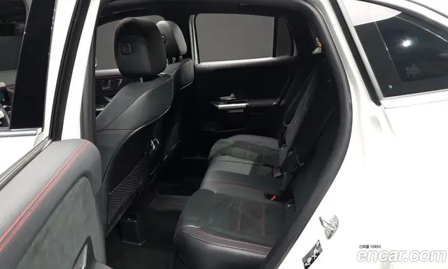 Mercedes-Benz GLA-Class 2023 2.0 АКПП, миниатюра 12