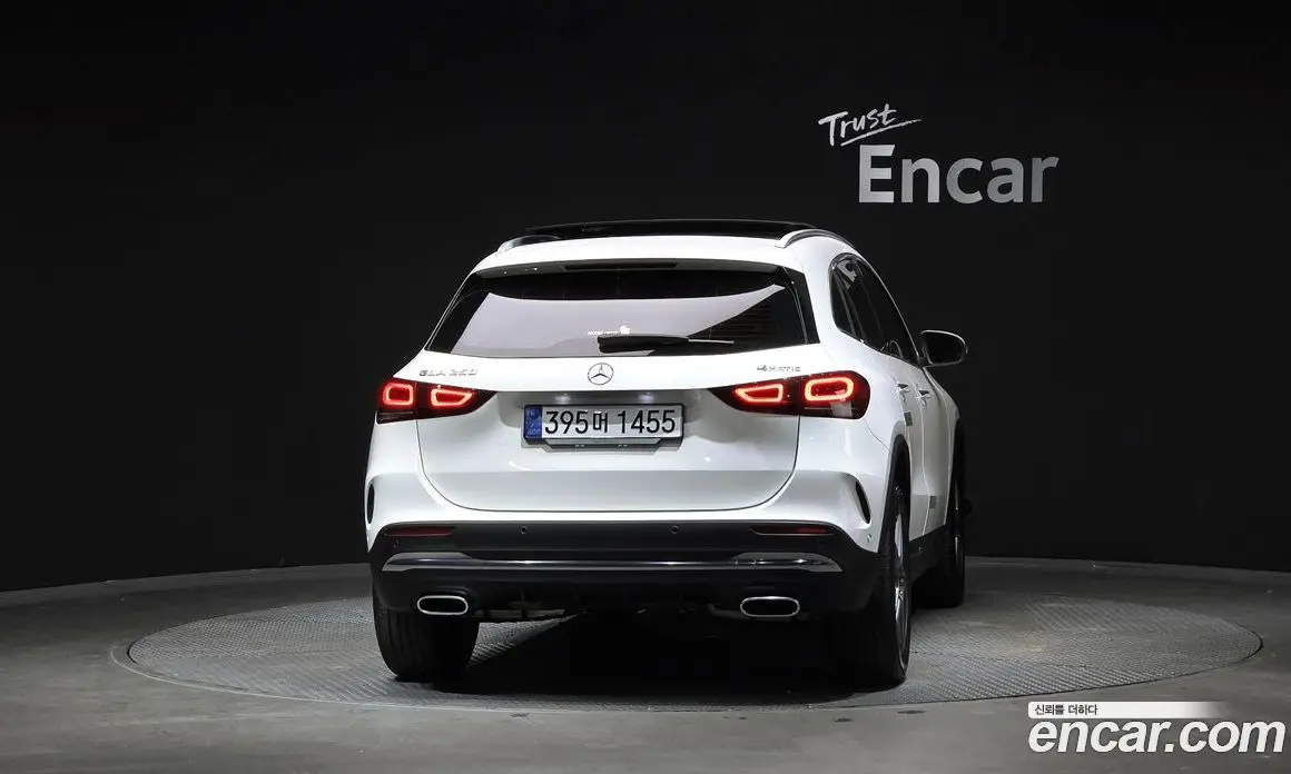 Mercedes-Benz GLA-Class 2023 2.0 АКПП, фото 4