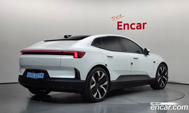 Polestar 4, 2025, 3 423 км Polestar 4, 2025, 3 423 км