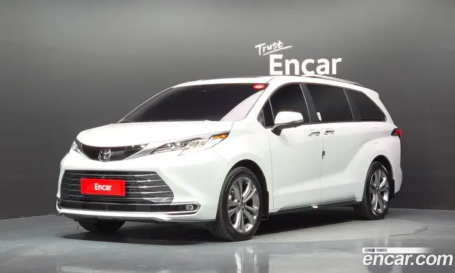 Toyota Sienna, 2026, 16 441 км
