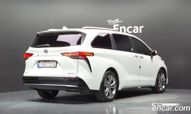 Toyota Sienna 2026 2.5 АКПП, миниатюра 2