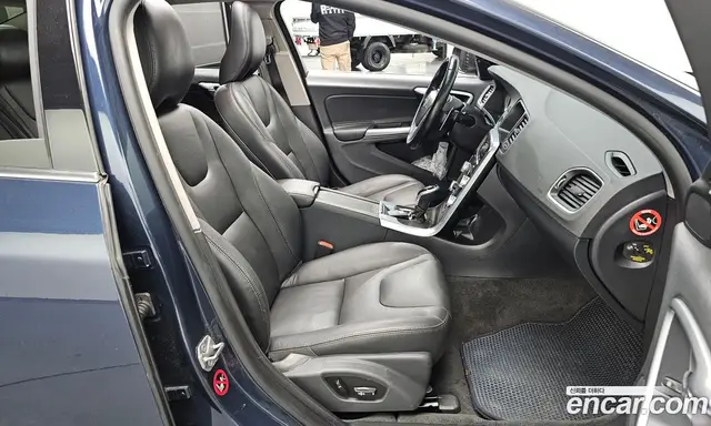 Volvo S60 2014 1.6 АКПП, миниатюра 10