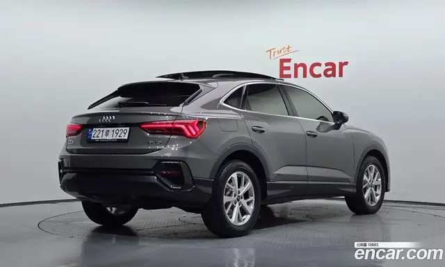 Audi Q3, 2022, 57 003 км