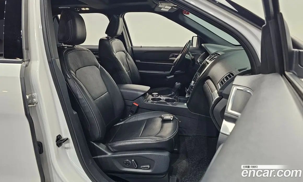 Ford Explorer 2018 2.3 АКПП, фото 16