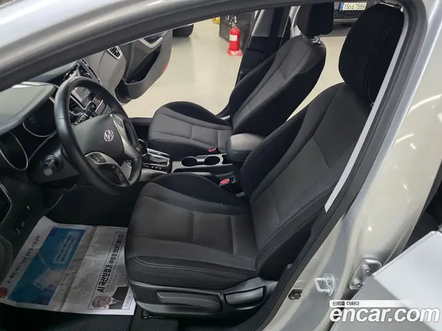 Hyundai i30 2013 1.6 АКПП, миниатюра 10