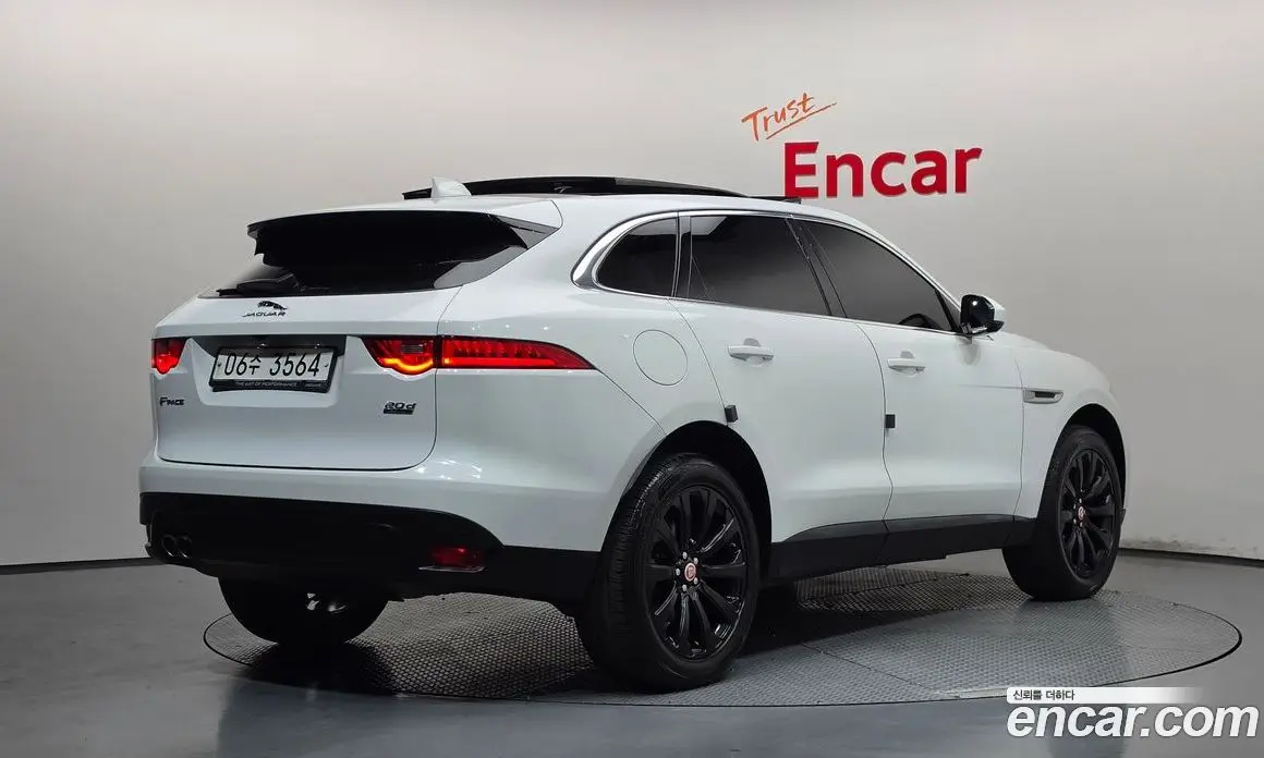 Jaguar F-Pace 2017 2.0 АКПП, фото 2 Jaguar F-Pace 2017 2.0 АКПП, фото 2