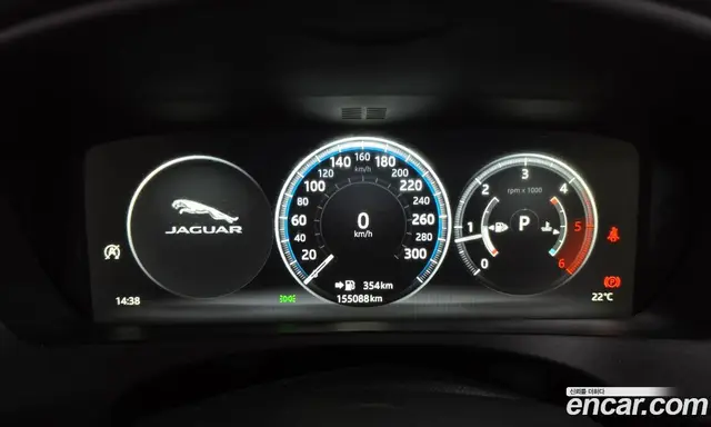 Jaguar F-Pace 2017 2.0 АКПП, миниатюра 8 Jaguar F-Pace 2017 2.0 АКПП, миниатюра 8