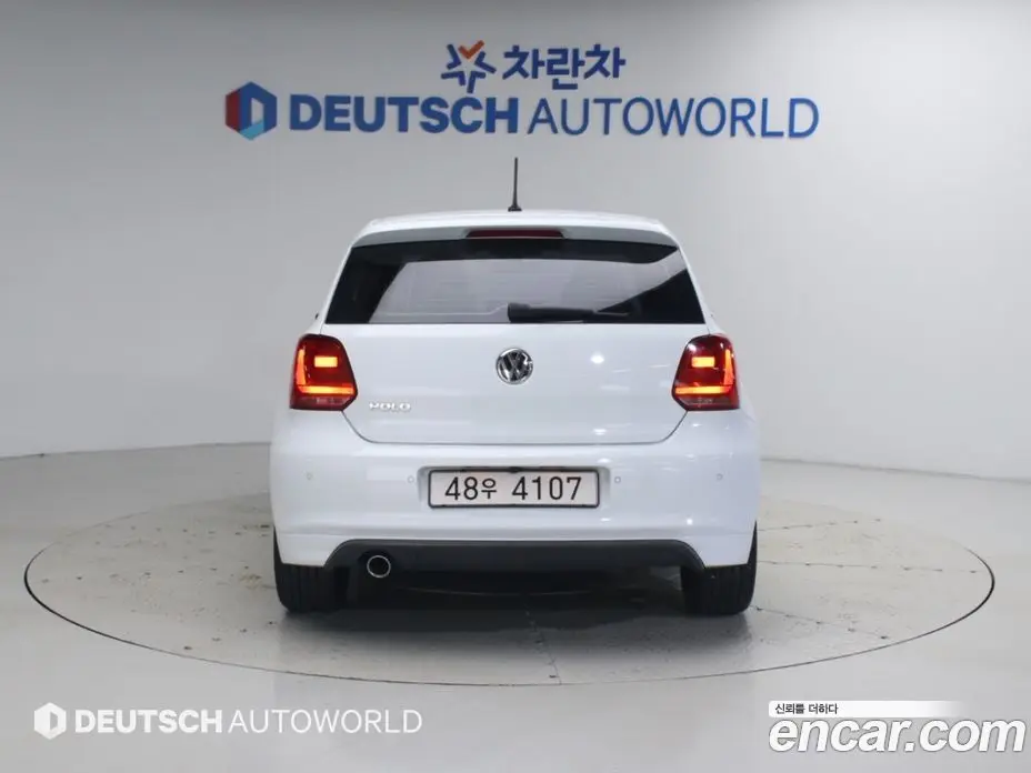 Volkswagen Polo 2015 1.4 АКПП, фото 4