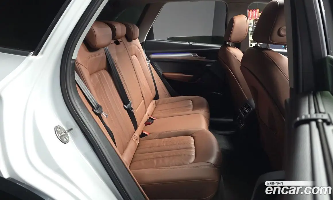 Audi Q5 2023 2.0 АКПП, фото 16