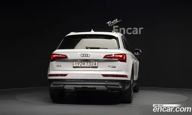 Audi Q5 2023 2.0 АКПП, миниатюра 3