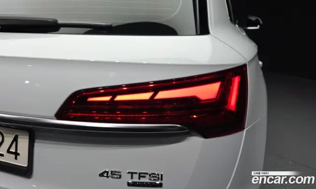 Audi Q5 2023 2.0 АКПП, миниатюра 8