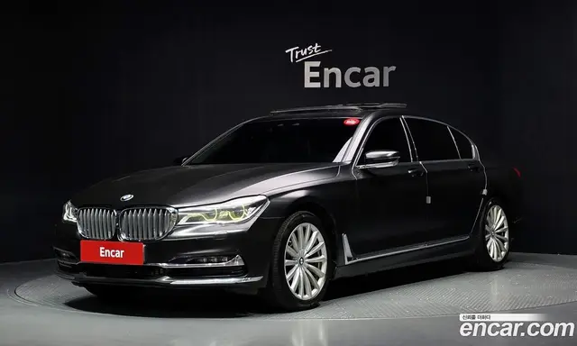 BMW 7 серия, 2016, 333 306 км
