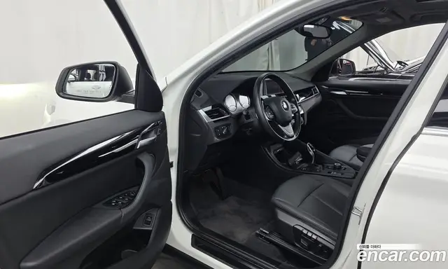 BMW X1 2019 2.0 АКПП, миниатюра 10