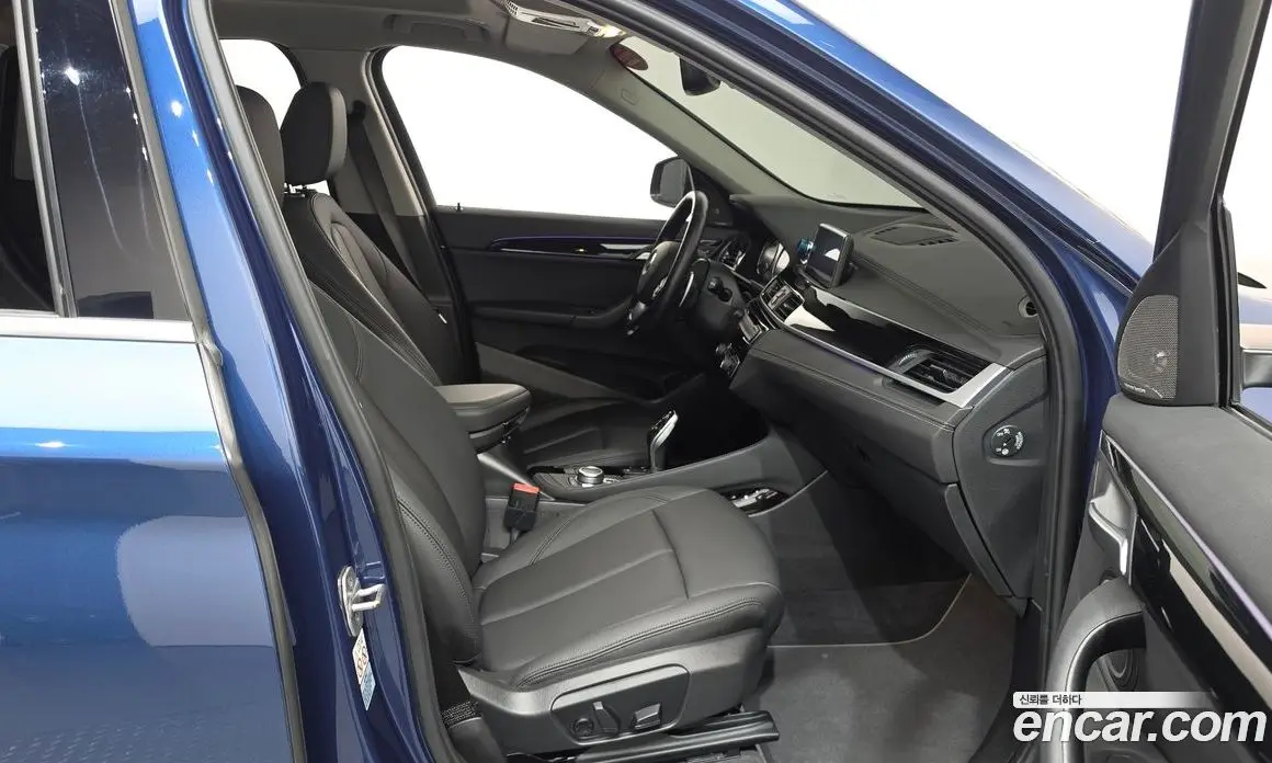 BMW X1 2021 2.0 АКПП, фото 16