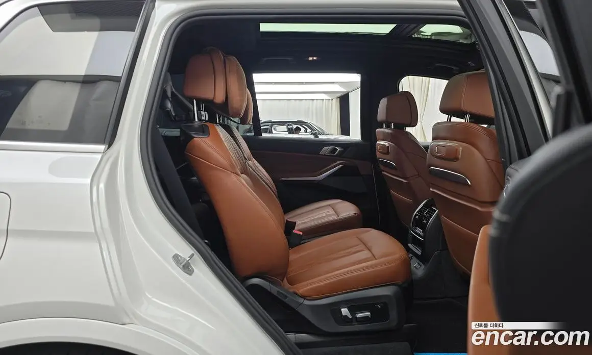 BMW X7 2024 3.0 АКПП, фото 17