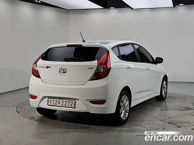 Hyundai Accent 2017 1.6 АКПП, миниатюра 4 Hyundai Accent 2017 1.6 АКПП, миниатюра 4