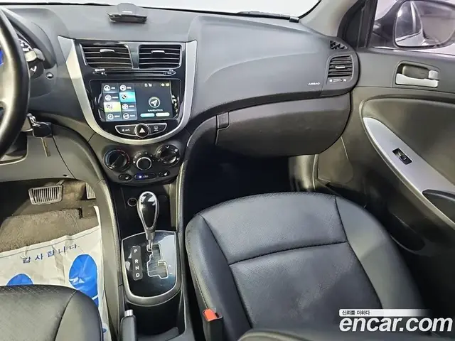 Hyundai Accent 2017 1.6 АКПП, миниатюра 10 Hyundai Accent 2017 1.6 АКПП, миниатюра 10