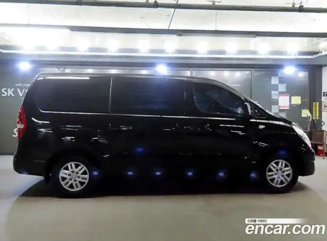 Hyundai Starex 2016 2.0 АКПП, миниатюра 3