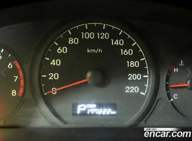 Hyundai Starex 2016 2.0 АКПП, миниатюра 9