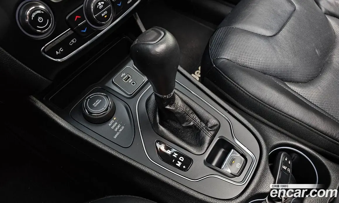 Jeep Cherokee 2018 2.4 АКПП, фото 12