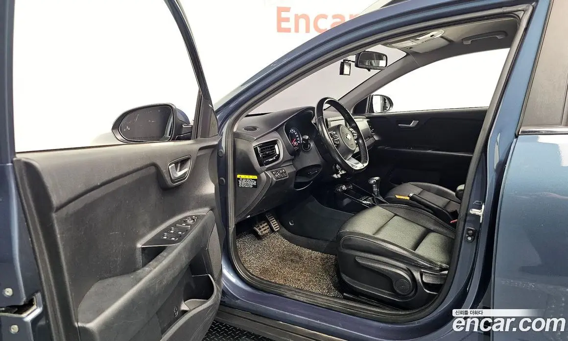 Kia Stonic 2018 1.6 АКПП, фото 12