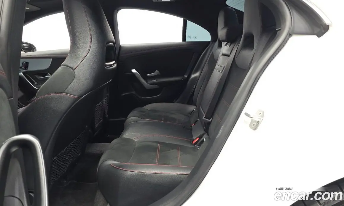 Mercedes-Benz CLA-Class 2024 2.0 АКПП, фото 16