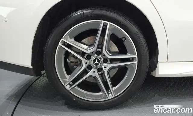 Mercedes-Benz CLA-Class 2024 2.0 АКПП, миниатюра 5