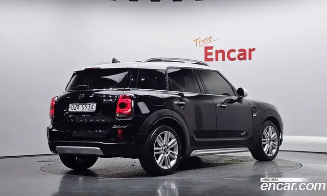 Mini Countryman, 2018, 119 124 км