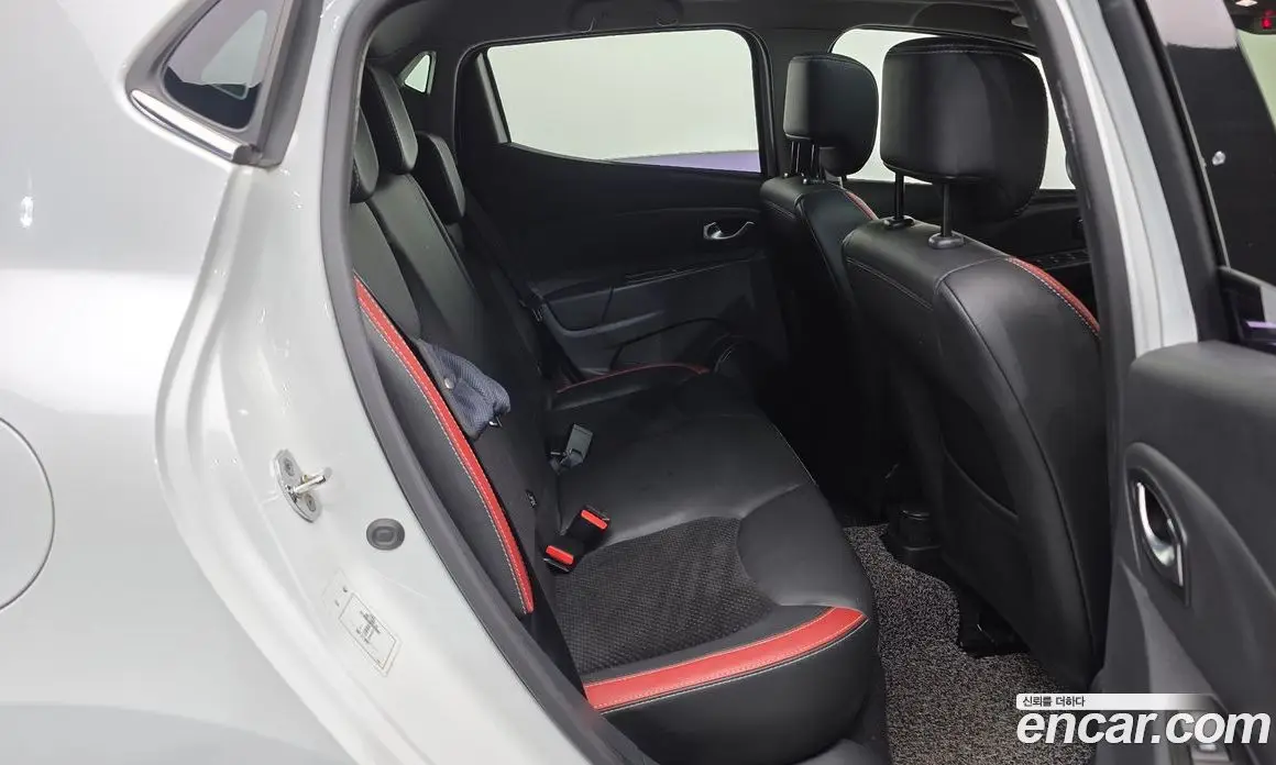 Renault (Samsung) Clio 2019 1.5 АКПП, фото 12