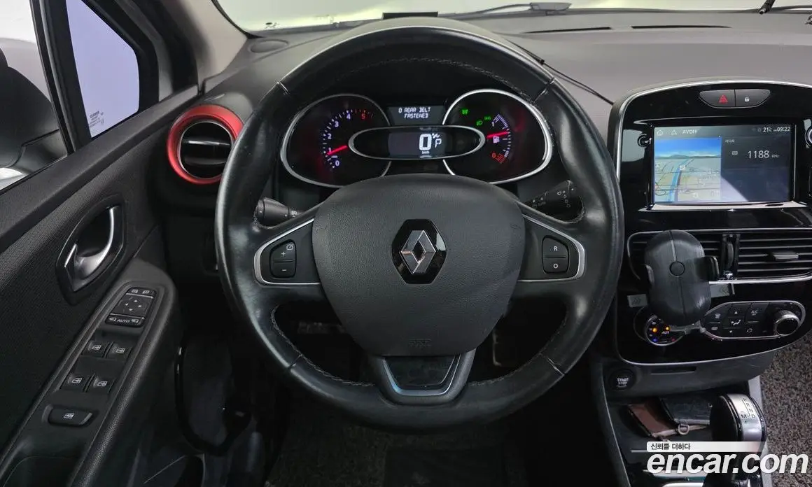 Renault (Samsung) Clio 2019 1.5 АКПП, фото 13