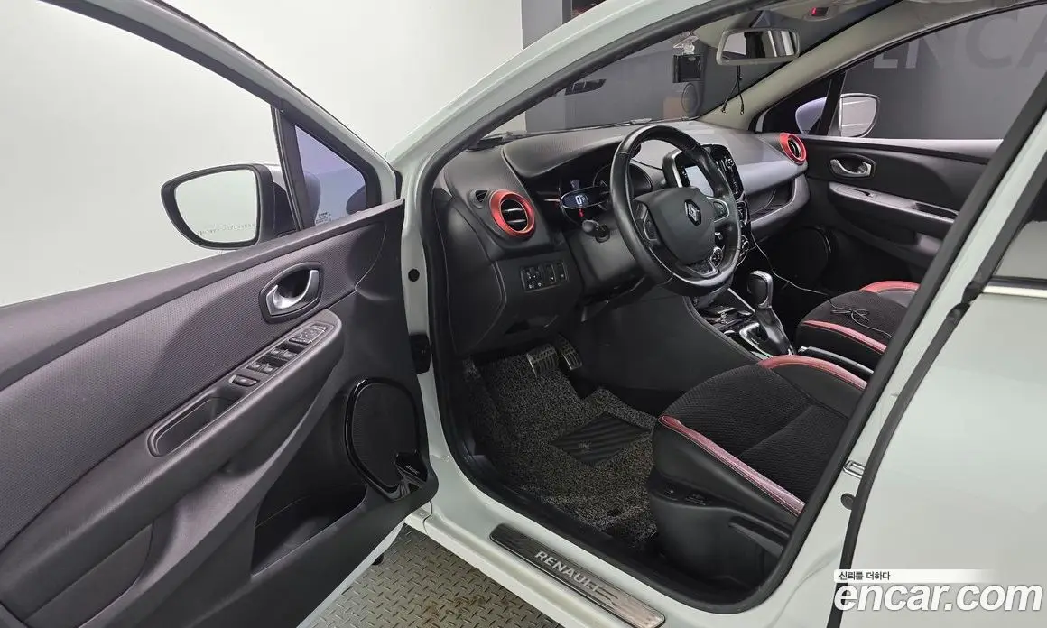 Renault (Samsung) Clio 2019 1.5 АКПП, фото 10