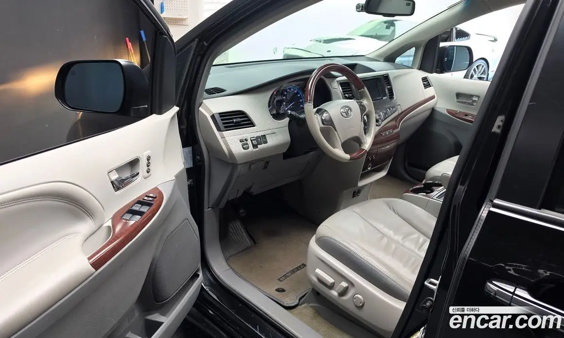 Toyota Sienna 2014 3.5 АКПП, фото 13