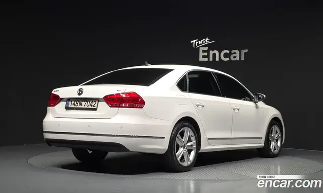 Volkswagen Passat 2015 2.0 АКПП, миниатюра 2 Volkswagen Passat 2015 2.0 АКПП, миниатюра 2