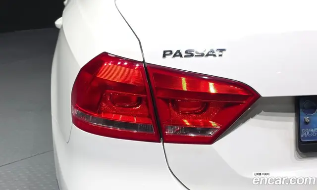 Volkswagen Passat 2015 2.0 АКПП, миниатюра 9 Volkswagen Passat 2015 2.0 АКПП, миниатюра 9