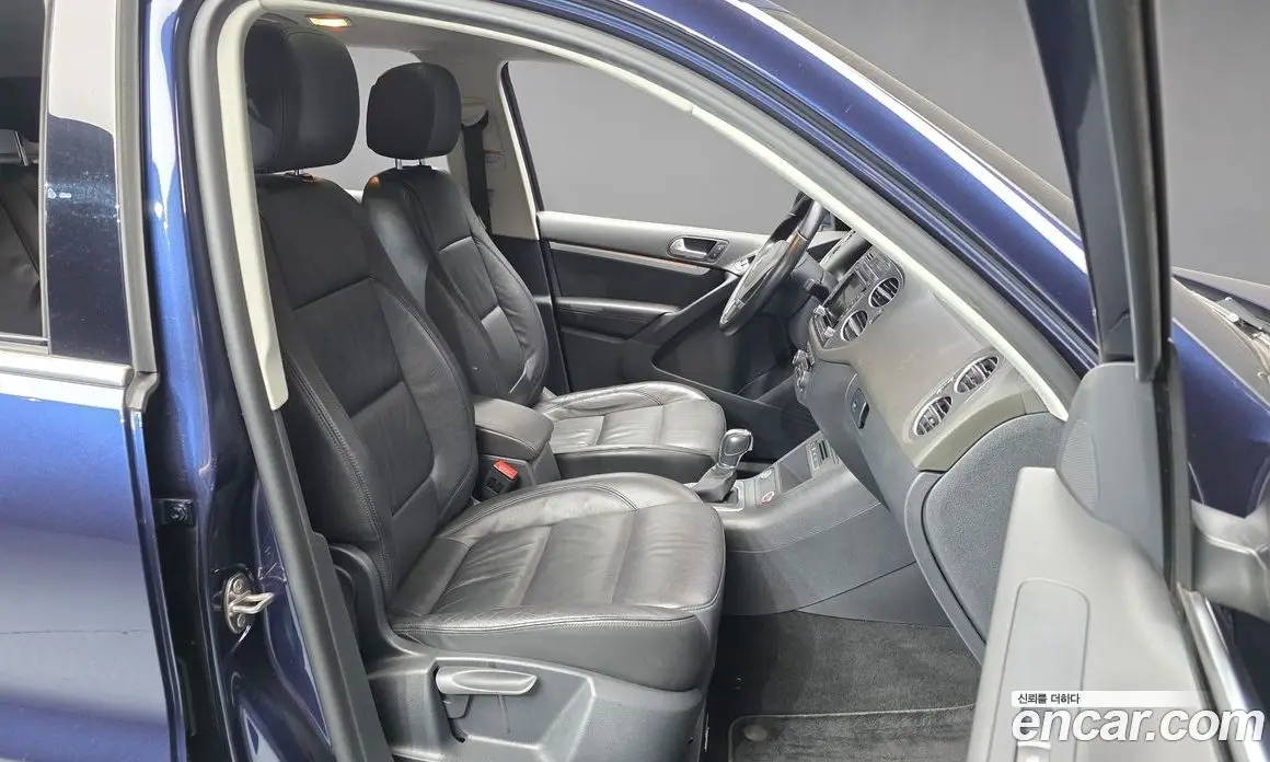 Volkswagen Tiguan 2015 2.0 АКПП, фото 11