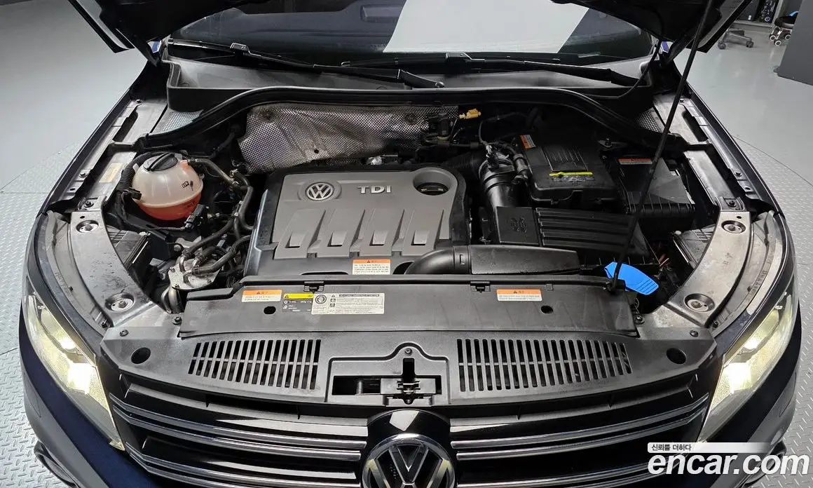 Volkswagen Tiguan 2015 2.0 АКПП, фото 6