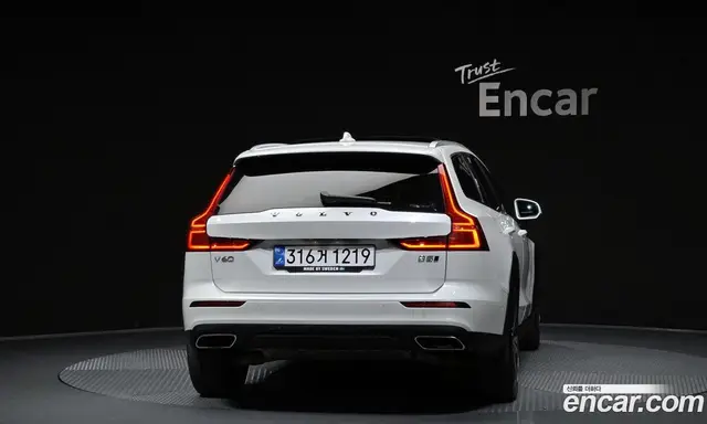 Volvo V60 2021 2.0 АКПП, миниатюра 4
