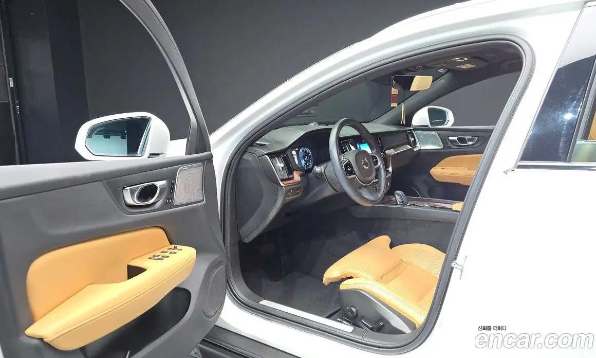 Volvo V60 2021 2.0 АКПП, фото 10