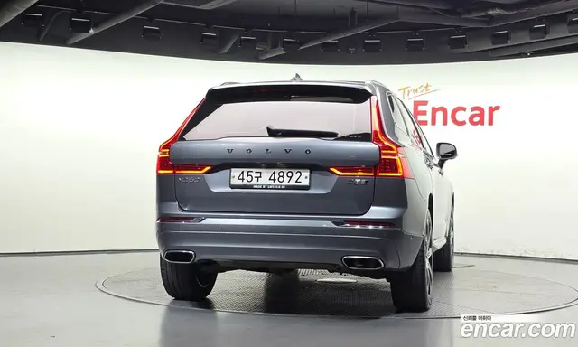 Volvo XC60 2018 2.0 АКПП, миниатюра 4