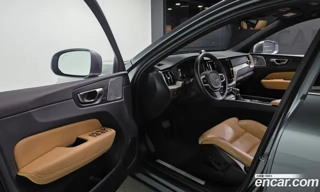 Volvo XC60 2018 2.0 АКПП, миниатюра 10