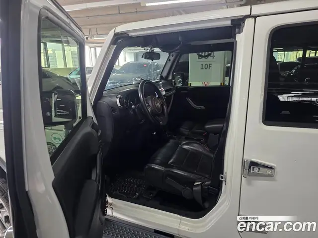 Jeep Wrangler 2012 2.8 АКПП, миниатюра 11