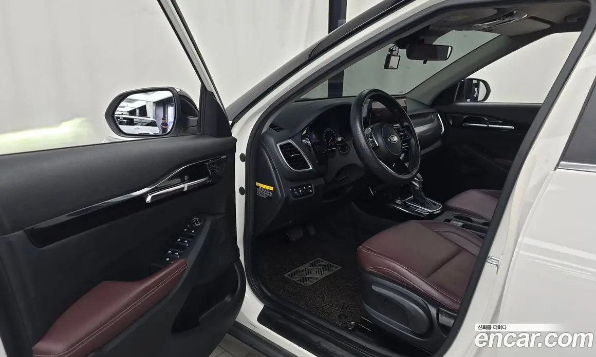 Kia Seltos 2019 1.6 АКПП, фото 10
