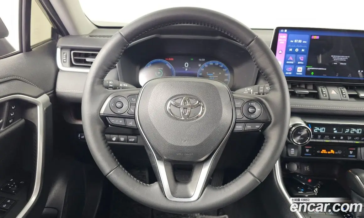 Toyota RAV4 2025 2.5 АКПП, фото 19 Toyota RAV4 2025 2.5 АКПП, фото 19