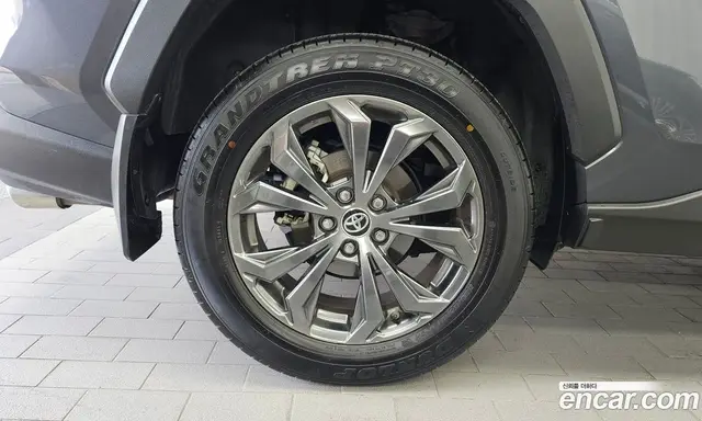 Toyota RAV4 2025 2.5 АКПП, миниатюра 5 Toyota RAV4 2025 2.5 АКПП, миниатюра 5