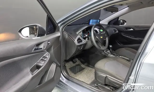 Chevrolet Cruze 2017 1.4 АКПП, миниатюра 10 Chevrolet Cruze 2017 1.4 АКПП, миниатюра 10