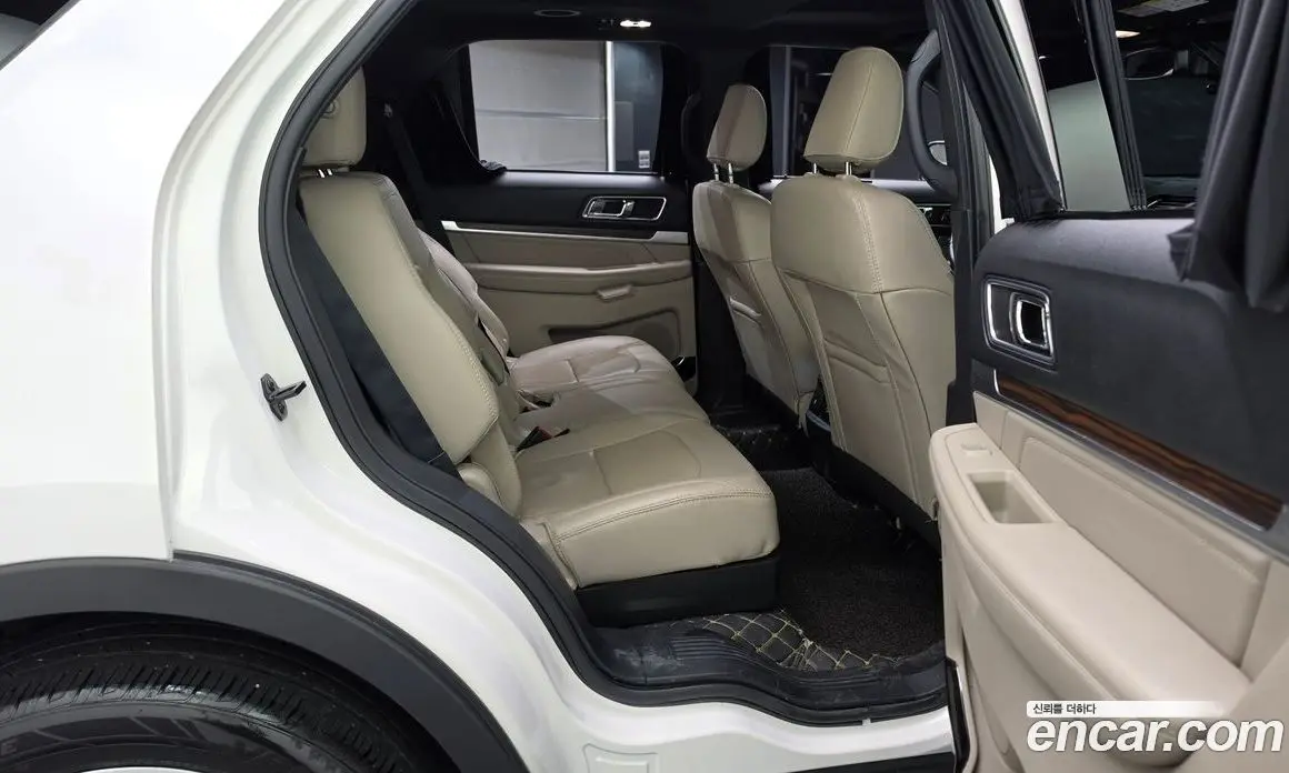 Ford Explorer 2019 2.3 АКПП, фото 17