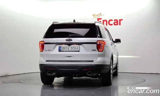 Ford Explorer 2019 2.3 АКПП, миниатюра 3