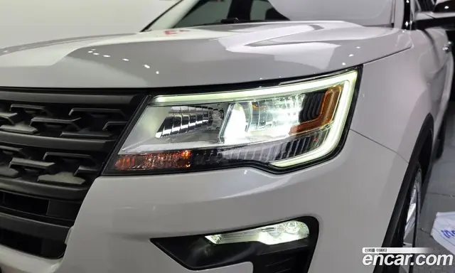 Ford Explorer 2019 2.3 АКПП, миниатюра 7